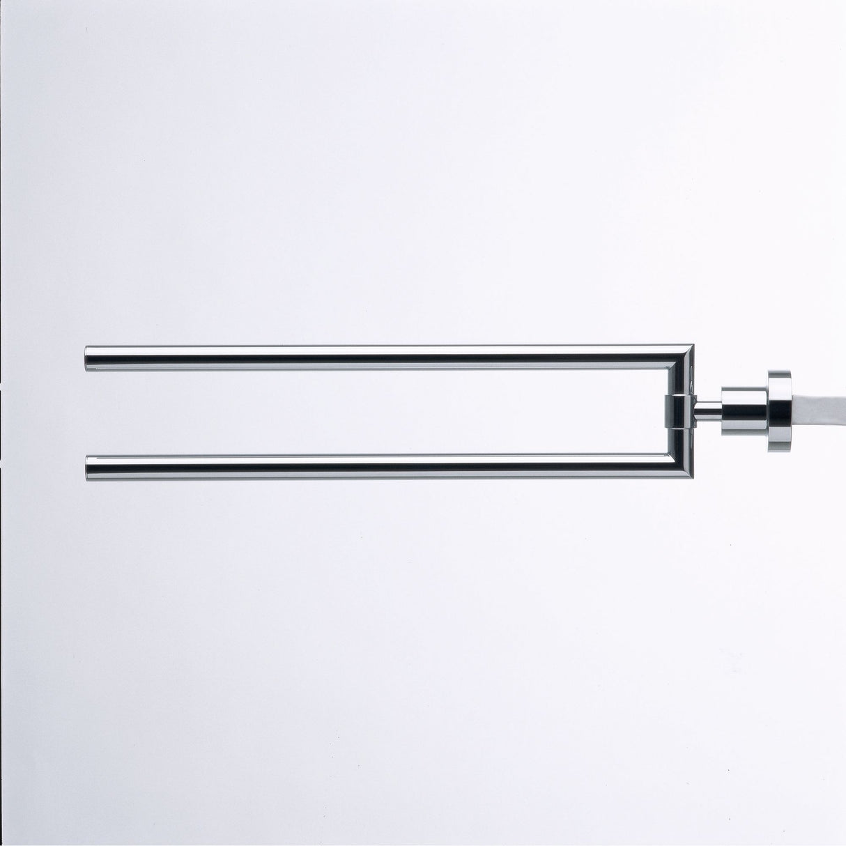 Porte-serviettes chromé double Hansgrohe, accessoire salle de bain, couleur argentée.