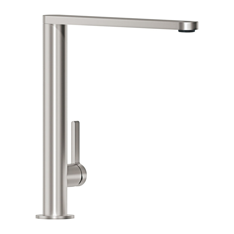Mitigeur de cuisine Grohe en inox brossé, robinet moderne couleur argentée.