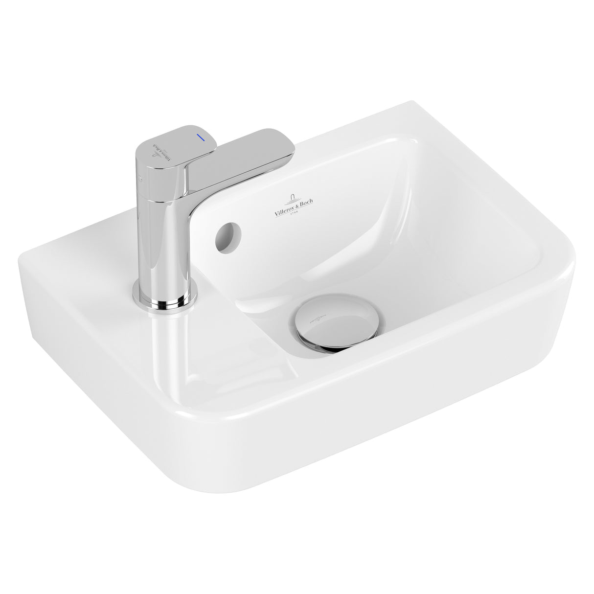 Lavabo blanc marque Villeroy & Boch avec robinet chrome, sanitaire moderne