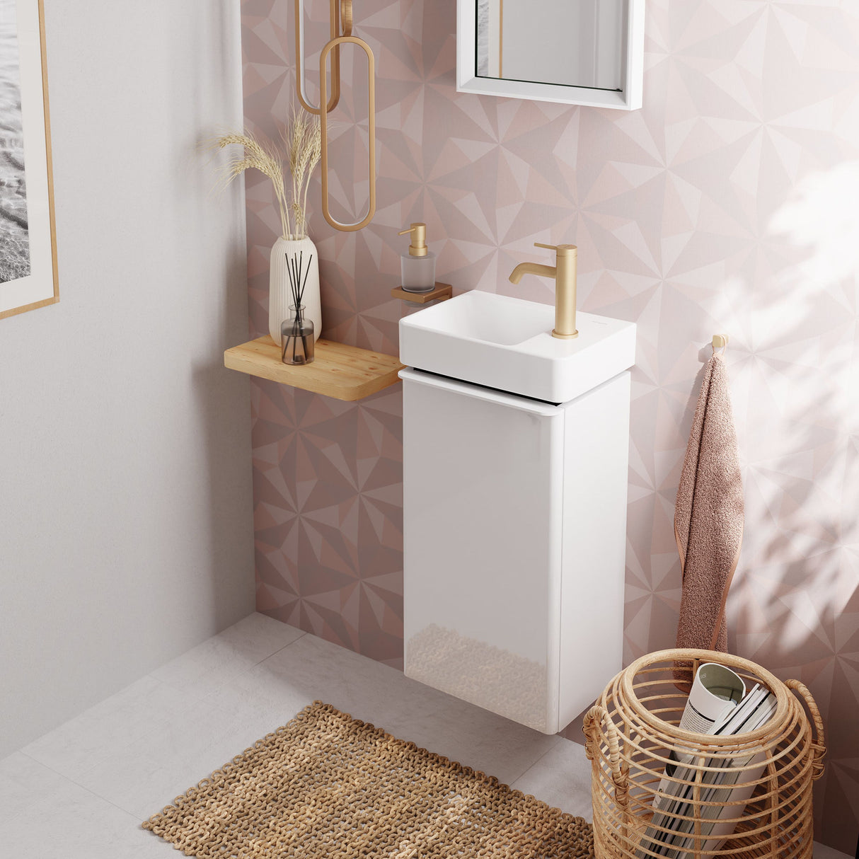 Meuble lave-mains blanc avec robinet doré, salle de bain design, marque AURLANE