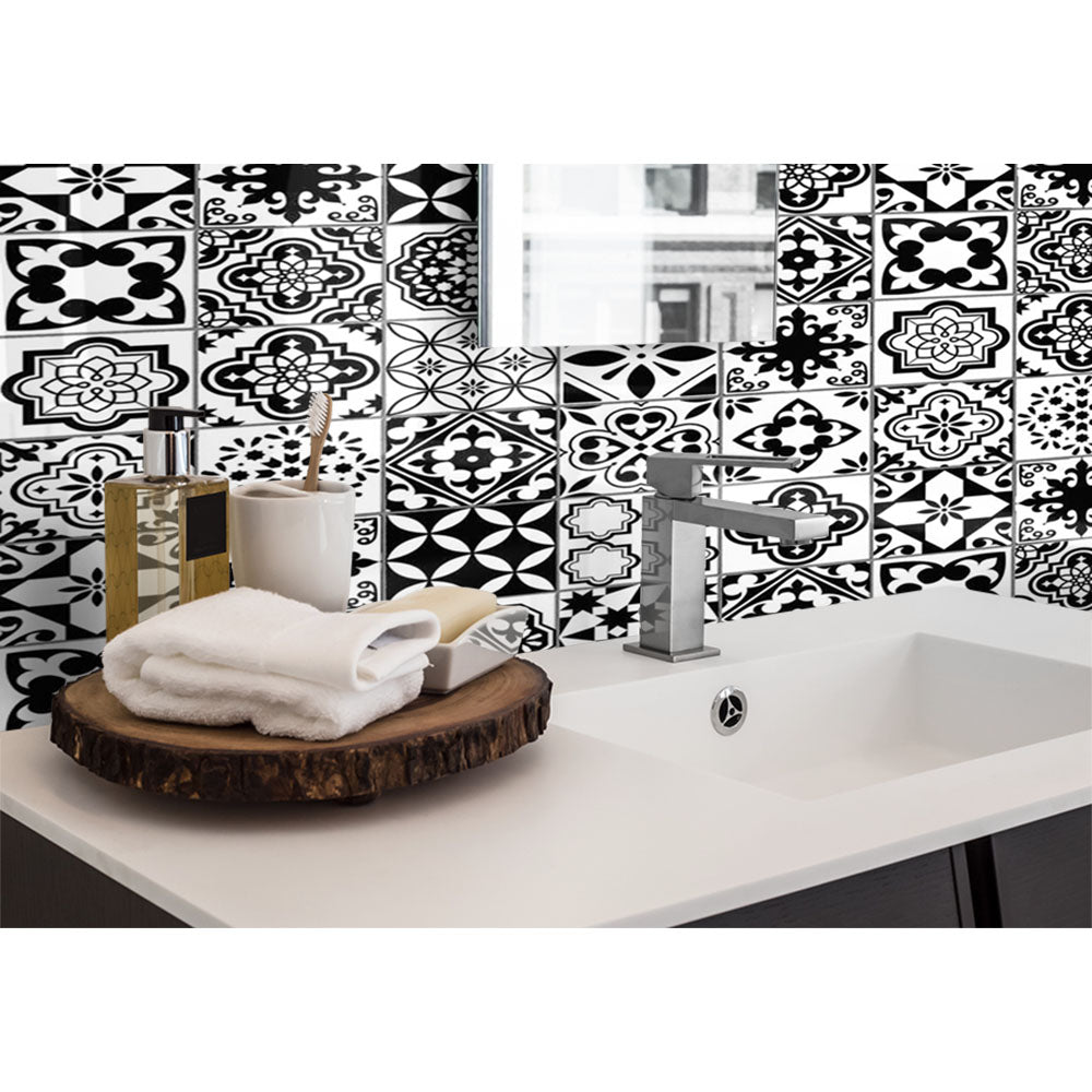 Panneau mural douche VIPANEL - Carrelage Carreaux Lisbonne noir - Finition brillant
