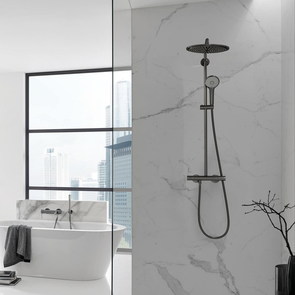 GROHE Pack douche avec mitigeur + douchette + barre de douche + flexible