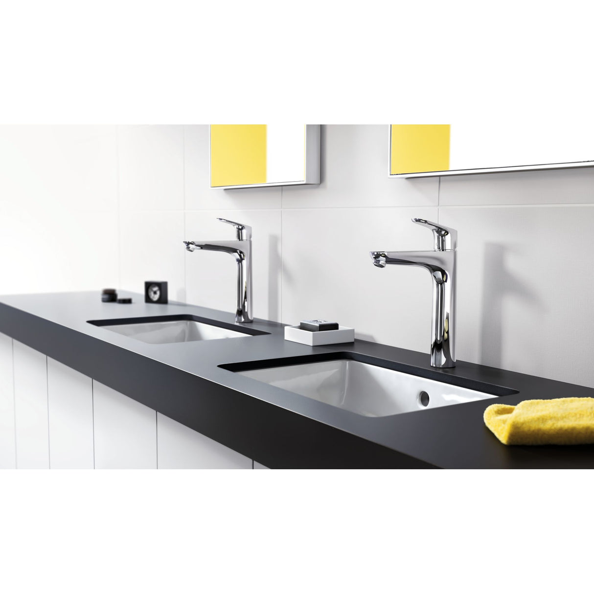Mitigeur Grohe, robinet salle de bain, couleur chrome, design moderne sur double vasque