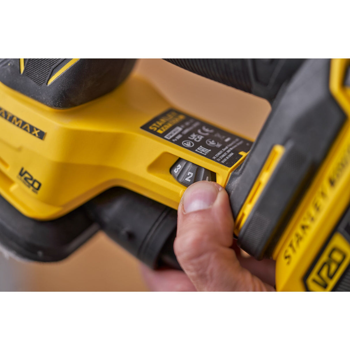Perceuse sans fil Stanley, outillage électrique jaune et noir, variateur de vitesse