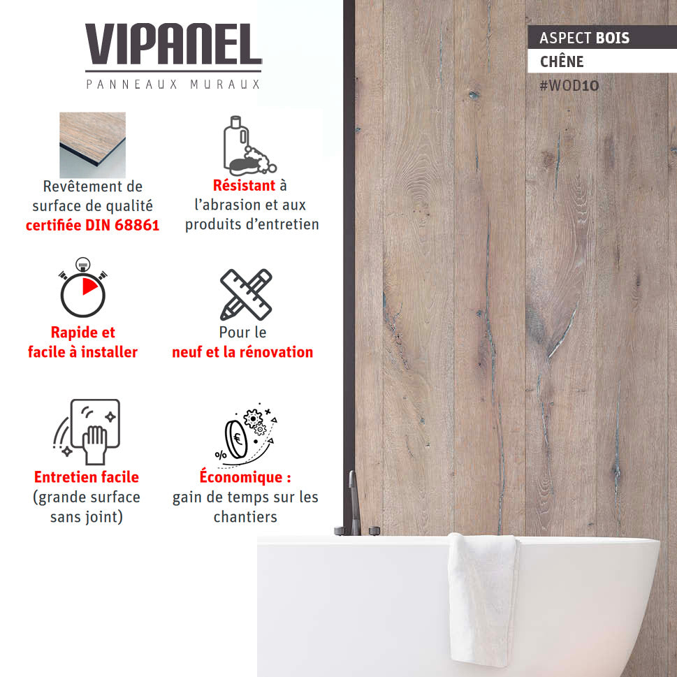 Panneau mural VIPANEL chêne, aspect bois, couleur marron clair, installé en salle de bain.