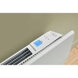 Radiateur Thermor blanc avec écran LCD et boutons de réglage, couleur blanche.