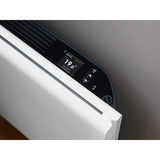 Radiateur blanc Thermor, panneau de contrôle digital, température affichée 19°C