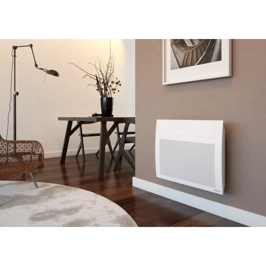 Radiateur blanc Thermor électrique mural, design moderne dans un salon