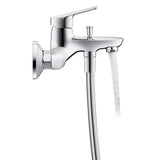 Mitigeur bain-douche Grohe chromé, robinet mural couleur argent, eau coulant