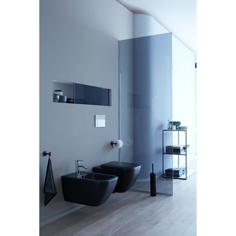 Sanitaire Grohe, WC suspendu noir et bidet noir, design moderne, salle de bain épurée
