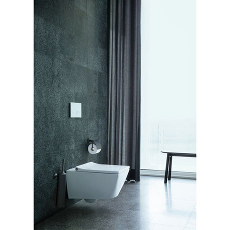Toilette suspendue Grohe blanche avec support mural, design moderne, salle de bain élégante