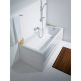 Baignoire blanche marque Allibert, type rectangulaire, couleur blanche, avec robinet douche chromé.