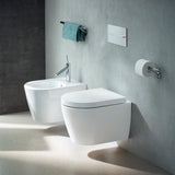 Cuvette WC suspendu compact sans bride DURAVIT ME by Starck, design moderne et épuré pour salle de bains élégante.