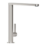 Mitigeur de cuisine Grohe en inox brossé, robinet moderne couleur argentée.