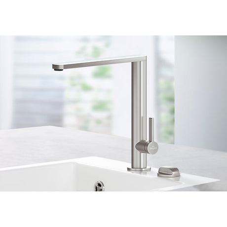 Mitigeur Villeroy & Boch, robinet de cuisine inox gris argenté moderne