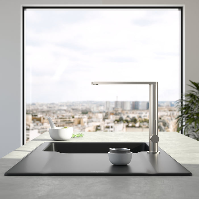 Robinet Grohe, évier cuisine noir, finition inox brossé, design moderne
