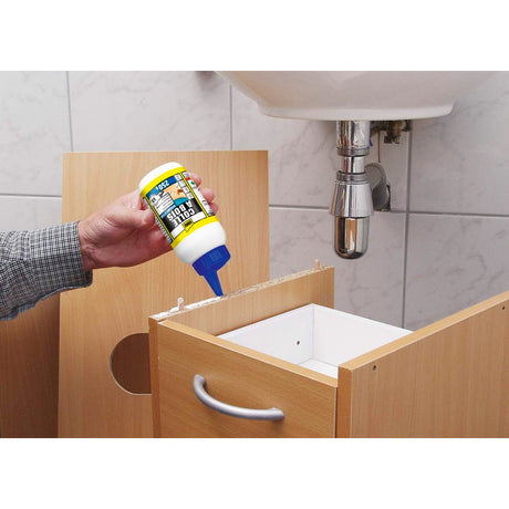 UHU Colle à bois waterproof - Résiste à l'eau, l'intérieur et l'extérieur, D3, sans solvants, embout de précision, transparente, biberon 250g