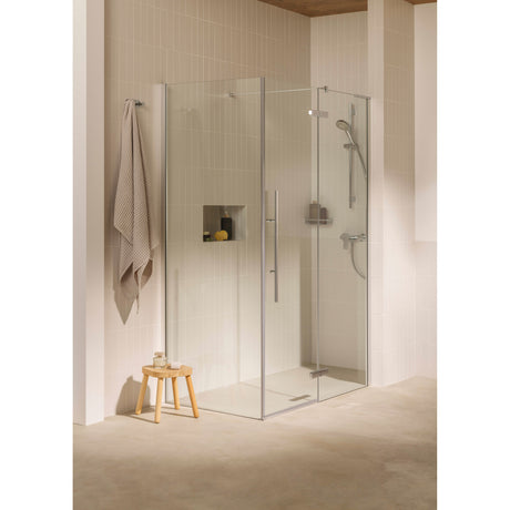 Paroi de douche Grohe, type cabine de douche, couleur transparente et aluminium.