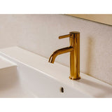 Mitigeur de lavabo Or, robinetterie design, couleur dorée, marque visible non identifiée