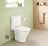 Toilette blanche Roca, produit sanitaire, couleur blanche, dans une salle de bain moderne