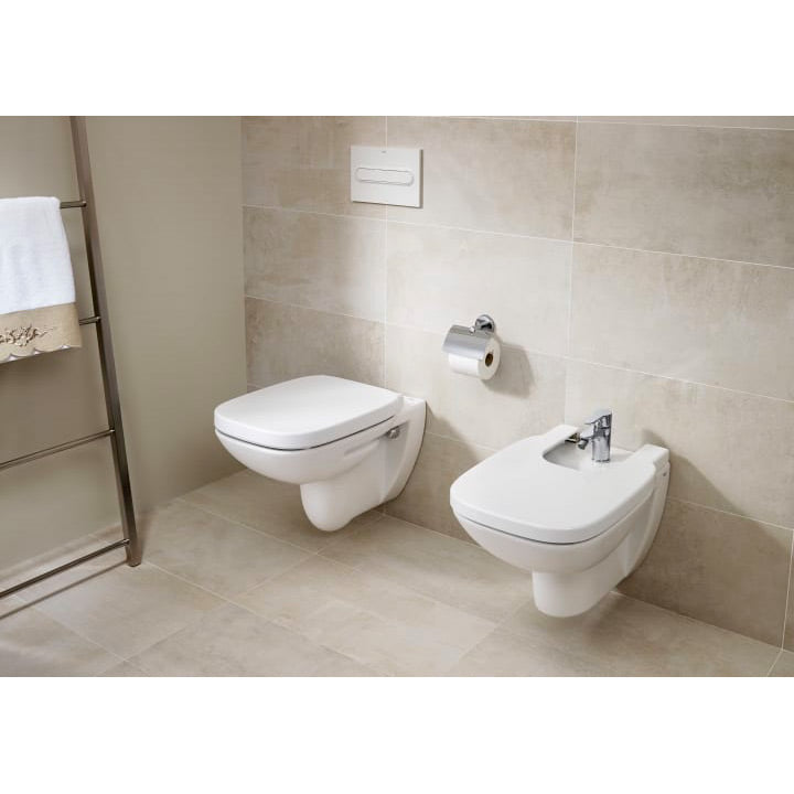 Grohe WC suspendu blanc et bidet assorti, design moderne pour salle de bain