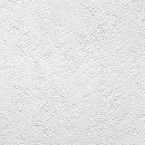 Surface murale blanche, finition texturée, couleur blanc, revêtement décoratif, marque non visible.
