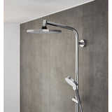Colonne de douche Grohe chromée, deux pommeaux, type sanitaire, couleur argentée
