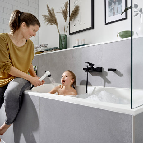 Mitigeur GROHE, robinet de baignoire noir, salle de bain moderne, design élégant