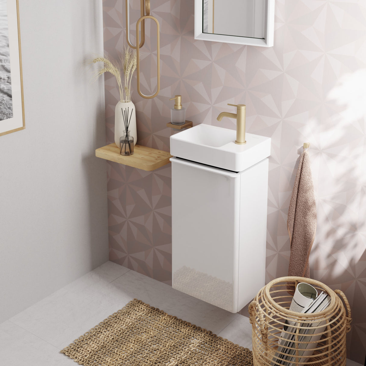 Meuble vasque blanc, robinet doré, marque VICTORIA, salle de bain moderne, couleur blanche.