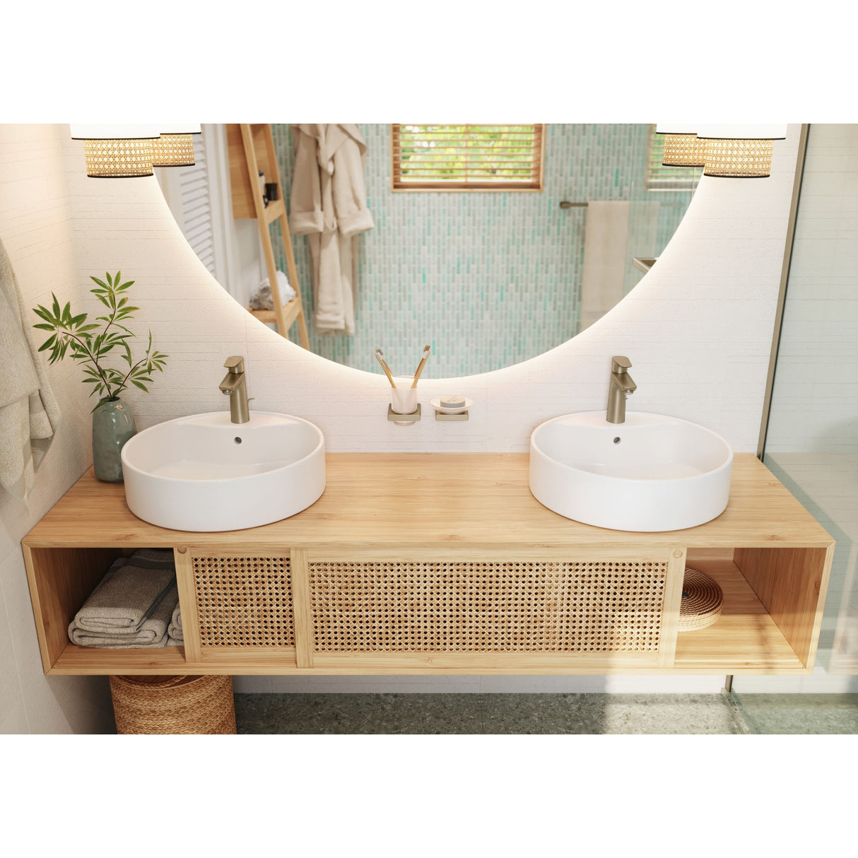 Meuble vasque en bois clair avec vasques rondes blanches, marque Grohe, couleur bois naturel.