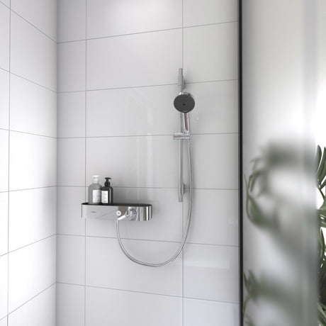 Barre de douche Grohe chromée, set de douche mural couleur argent, robinetterie salle de bain.