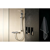 Colonne de douche Grohe, type mitigeur thermostatique, couleur chromée, installée dans une salle de bain moderne.