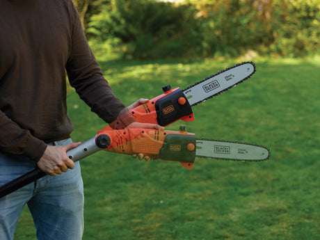 Tronçonneuse sur perche Black+Decker, outil de jardin, couleur orange et noir, lame 25cm