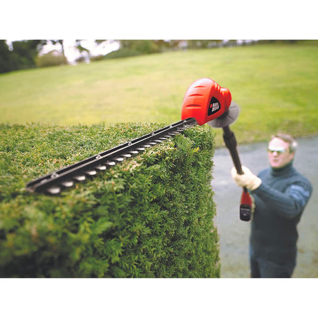 Taille-haies sans fil BLACK+DECKER longue portée, 43cm, lithium 18V, sans batterie, outil de jardinage pour couper les haies