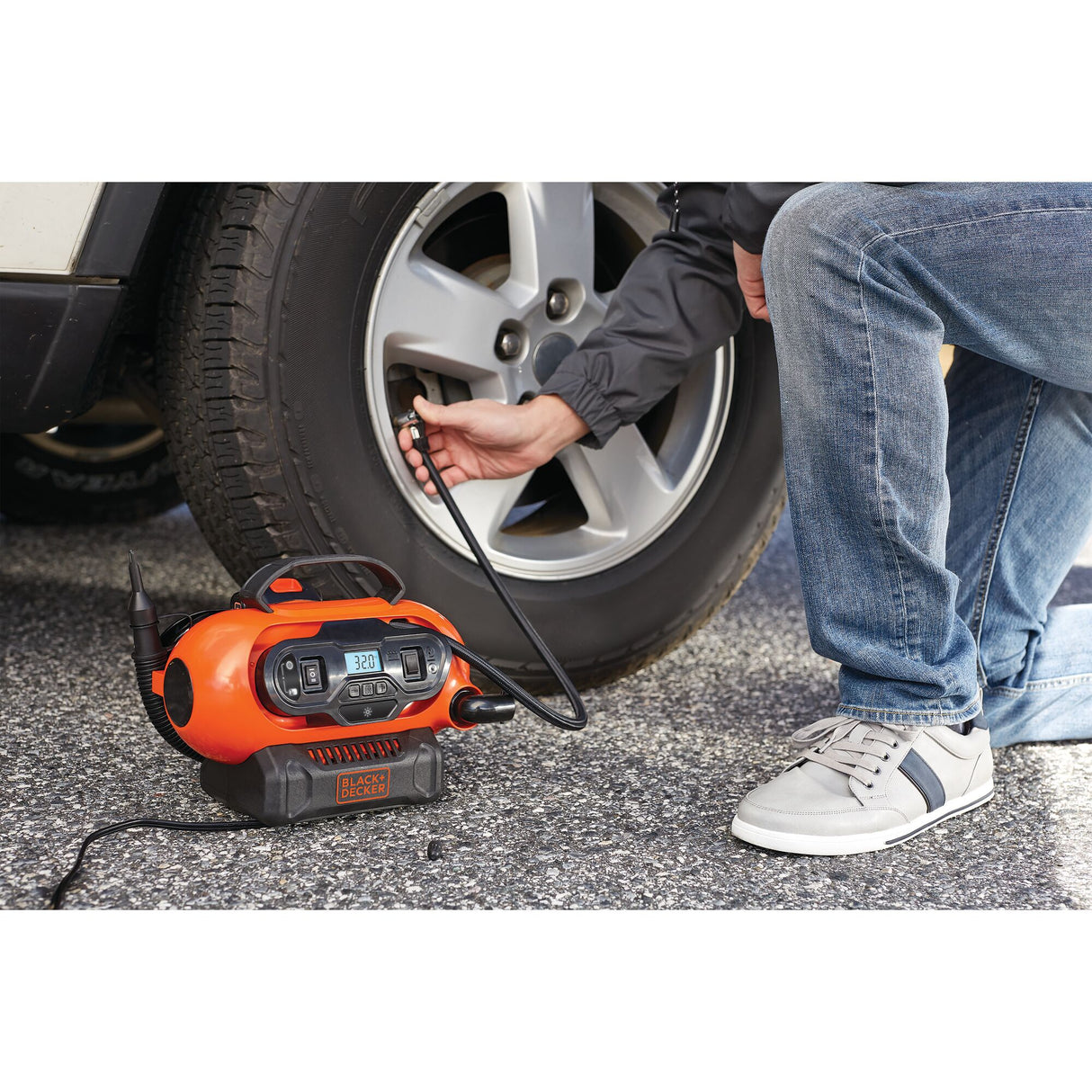 Compresseur d'air BLACK+DECKER, outil portable orange, gonflage de pneu voiture