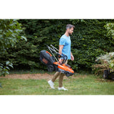 Tondeuse sans fil BLACK+DECKER 33cm 36V avec batterie 2,5Ah, idéale pour couper la pelouse extérieure.