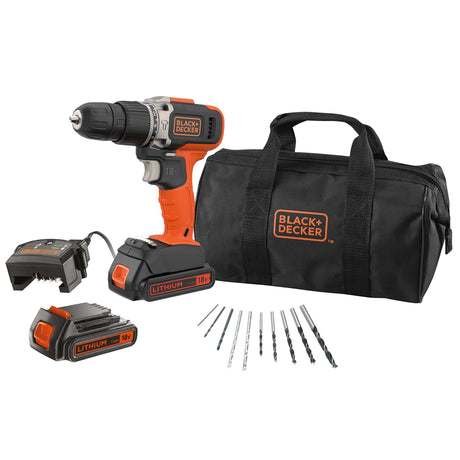 Perceuse à percussion BLACK+DECKER 18V avec 2 batteries 1.5Ah, 10 accessoires et sac souple, outil électrique robuste.