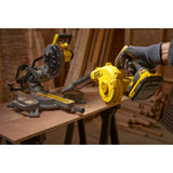 Souffleur électrique jaune Stanley d'atelier, outillage pour nettoyage bois