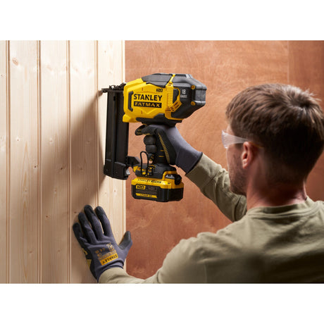 Cloueur sans fil jaune Stanley Fatmax, outil électroportatif pour menuiserie, couleur jaune-noir