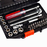 Coffret de clés et douilles BLACK+DECKER avec cliquet et 33 embouts de vissage, outil pratique pour bricolage.