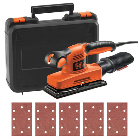 Ponceuse rectangulaire Black+Decker orange avec mallette noire et feuilles abrasives.