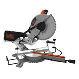 Scie à onglet Black+Decker grise et orange, outil électroportatif professionnel.