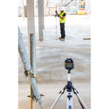 Niveau laser Stanley, outil de mesure jaune et noir, utilisé sur chantier