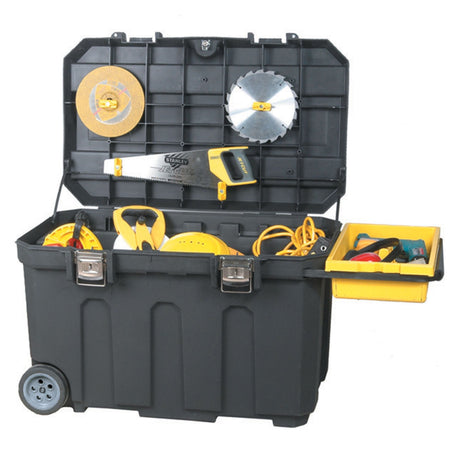 Coffre à outils Stanley noir avec compartiments jaune, rempli d'outils de bricolage.