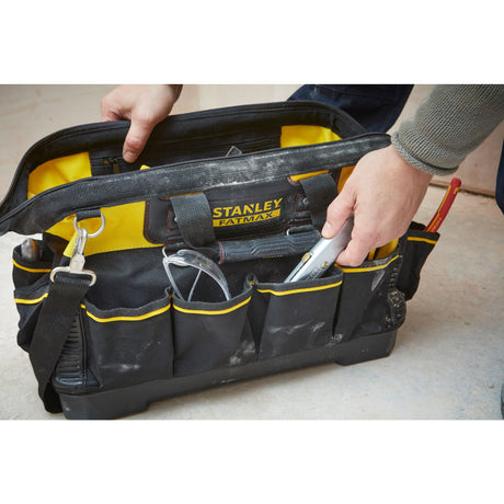 Sac à outils noir et jaune Stanley Fatmax, type sacoche d’outillage professionnelle