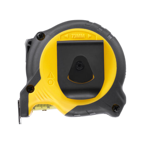 Mètre ruban Stanley, outil de mesure jaune et noir, clip ceinture visible.