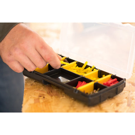 Boîte d’assortiment d’ancrages Facom, type chevilles, couleur jaune et rouge