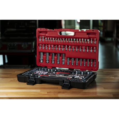 Coffret douilles et accessoires ULTIMATE 1/4'' - 1/2'', 111 pièces - Mister PRO