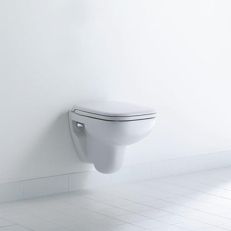 Toilette suspendue Grohe, WC blanc moderne, céramique salle de bain