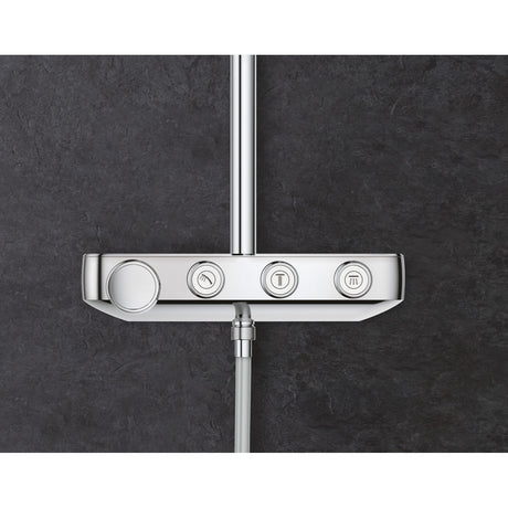 Mitigeur de douche Grohe, type thermostatique, couleur argent chromé, boutons de commande visibles